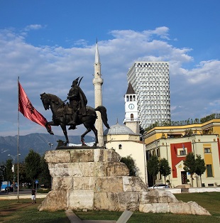 Arnavutluk tiran Büyük Balkan turu