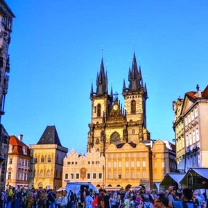 Prag- Çekya- Orta Avrupa Turu- Otobüsle Avrupa Turu Otobüsle Avrupa Turu Balkanlar orta Avrupa Prag