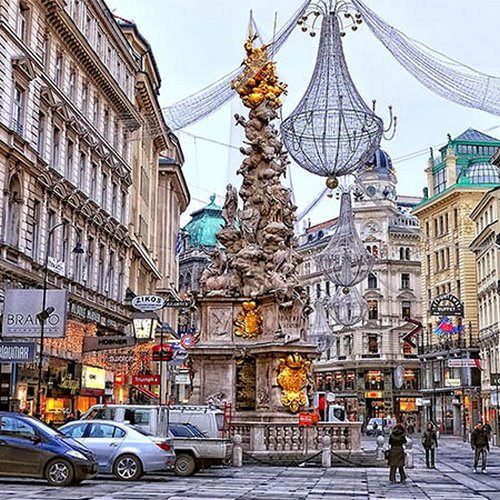 Viyana gezisini Haydi Avrupa'ya Gençlik Otobüsü ile Otobüsle Baştan başa Büyük Avrupa 